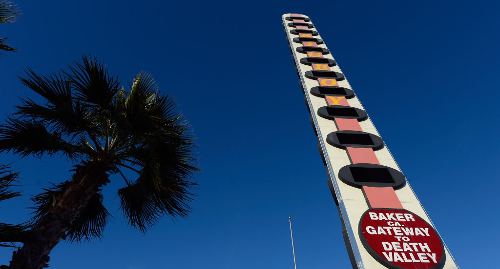 World’s Tallest Thermometer in Baker California