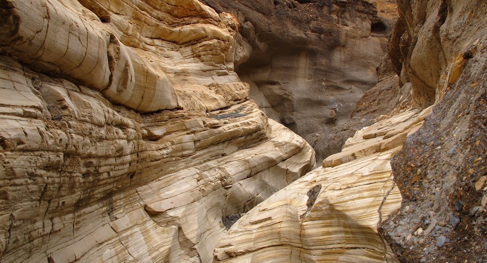 Mosaic Canyon